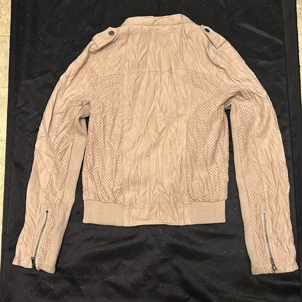 Distressed Cropped Jacket 🧥 - Picture 7 of 15